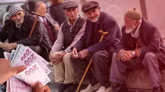 Maaş Sahiplerine Rekor Seviyede Ödeme Yapıldı