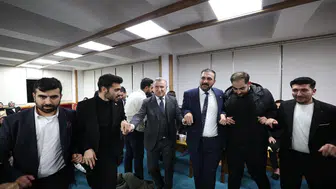 Bakan Bak, Diyarbakır'da depremzedelerle iftar programında bir araya geldi.