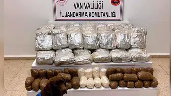 Van ve Hakkari'de 406 kg uyuşturucu, 2,540 hap ele geçirildi!