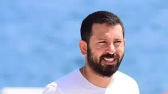 Azad Yılmaz kimdir, nereli, kaç yaşında ve ne iş yapıyor?