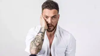 Hadise'ye Sinan Akçıl'dan Sert Yanıt: Ülkemizin Onurunu Zedelemeyin!