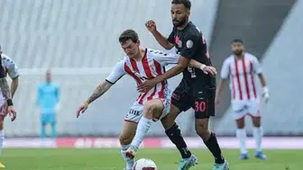 Karagümrük - Samsunspor Maçının Ertelenmesi Hakkında Gelişmeler: Yeni Tarih Belli Oldu Mu?