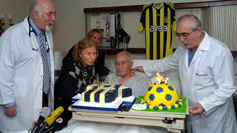 Lefter Küçükandonyadis'in Aile Hayatı: Efsane Futbolcunun Özel Yaşamı Merak Ediliyor!