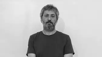 Sanat dünyası yas tutuyor: Mustafa Pancar kanserle mücadelede hayatını kaybetti.