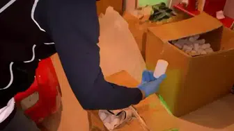 Samsun'da evlerinden 230 bin hap çıkan anne-oğula gözaltı