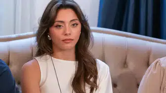 Sıla Türkoğlu, Diş Macunu Reklamıyla Hem Eğlendiriyor Hem Kazanıyor!