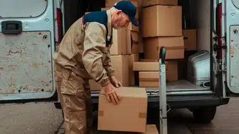 Kargo Teslimatında Şube Süreçleri: Kargom Nerede ve Ne Zaman Eliyle Ulaşacak?