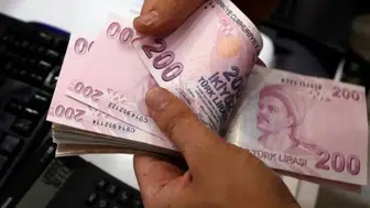 Büyük Bekleyiş Sona Erdi: 4 Ay İçinde Emeklilerin Taban Maaşı Artacak!