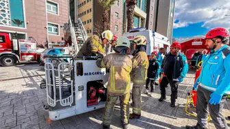 İzmir Bölge Adliyesi’nde bomba ihbarı ve imha tatbikatı