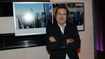 Alinur Velidedeoğlu Kimdir? Neden Öldü? Ünlü Yapımcının Hastalığı Neydi?