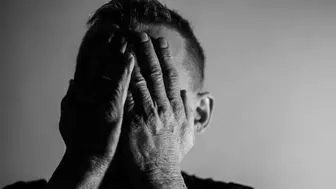 OKB ile Karıştırılıyor: Dismorfofobi Nedir? Dismorfofobi OKB midir?