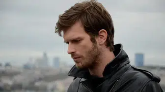 Dönence Dizisinde Kadın Oyuncu Belirsizliği: Kıvanç Tatlıtuğ'un Partneri Hala Belli Değil!