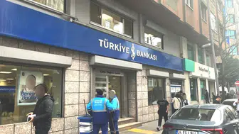 İş Bankası’ndan Emeklilere Üst Düzey Destek: 2026 İçin 25.000 TL Nakdi Yardım ve 9.000 TL MaxiPuan Kampanyası!