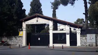 İzmir Amerikan Koleji'nde Kayıt Süreci: Öğrenci Kabul Puanları ve Burs Olanakları