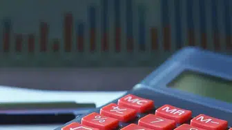 İhracatçıya dev teşvik: Hizmet gelirlerinde vergi yükü kalkıyor, yurt dışı kazançlarda kapılar ardına kadar açıldı