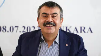 Bakan Tekin'den 23 Nisan Kutlaması: Gelecek İçin Sorumluluk Duygusu Taşıyan Nesiller Yetiştirmek Önceliğimiz