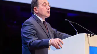 Albares: Lübnan, Ortadoğu'daki Ateşkes Anlaşmasına Mutlaka Dahil Olmalı