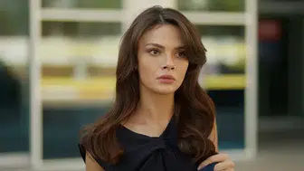 Uzak Şehir'in Alya Karakterine Hayat Veren Sinem Ünsal Diziden Ayrılıyor mu?