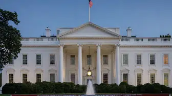 Beyaz Saray'daki Etkinlikte Panik Yaratan Silah Sesleri!