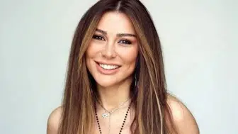 Selen Görgüzel'den Duygusal Ziyaret: Narin Güran'ın Mezarı Sosyal Medyada Gündem Oldu!