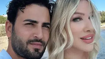 Sahnede 'rıza' testi! Seda Sayan ve Çağlar Ökten’den 4. yıl şovu: 'Benden razı mısın?'