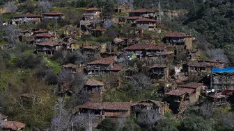 İzmir'in Gizemli 'Hayalet Köyü' Yeniden Hayata Geçiyor: Yeni Turizm Cenneti Olma Yolunda!