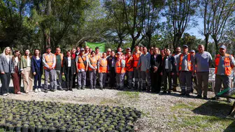 Özdemir, Atatürk Kültür Parkı Personeliyle Buluştu