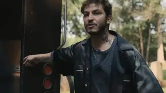 Boran Kuzum’un Yer Aldığı Netflix Dizisi: Big Mistakes'in Konusu ve Oyuncu Kadrosu