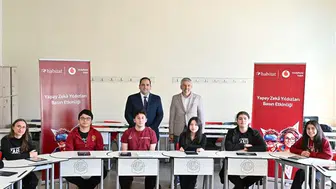 Yapay Zeka Yıldızları Projesi, Hedefini 100 Bin Öğrenciye Ulaşmak Olarak Belirledi!