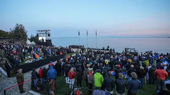 Anzak Koyu’nda Şafak Ayini: 111 yıl sonra aynı sessizlik, aynı saygı