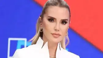 Ece Erken'in "Gel Konuşalım" Programındaki Yokluğu Merak Ediliyor: Ayrıldı mı, Yoksa Veda mı Etti?