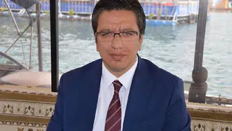 Halfeti'nin Eski Belediye Başkanı Şeref Albayrak: Hayatı ve Siyasi Kariyeriyle İlgili Bilgiler