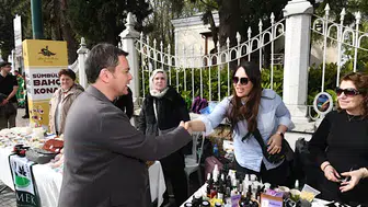 Başkan Aydın'dan Kadın Girişimciler Sokağı'na Destek Ziyareti