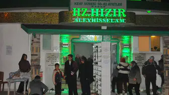 Samandağ’da Hıdırellez heyecanı: Binlerce kişi dilekleri için türbeye akın etti