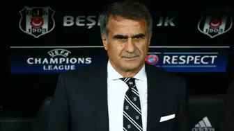 Şenol Güneş'ten siyah-beyazlı camiaya dair vefalı mesaj: Varlığım değil, huzuru önemli