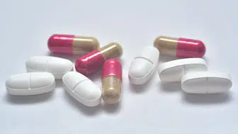Antibiyotik direnci kabusu: Uzmanlardan 'gereksiz kullanım' uyarısı