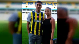 Mert Müldür'ün nişanlısına yaptığı sürpriz sosyal medyayı salladı: O lakabın sırrı meğer spor geçmişindeymiş