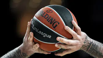 Avrupa basketbolunda devrim: Olympiakos rakibini süpürerek adını zirveye yazdırdı