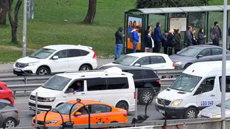 Trafiğin kilit noktası o şehir: Yollardaki araç sayısı zirveyi gördü!