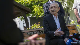 CHP kulislerinde hareketli saatler: Parti Meclisi toplantısı ertelendi