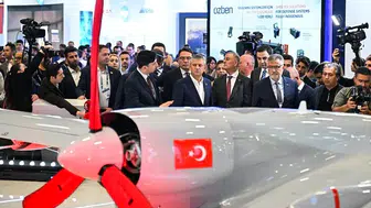 Göklerdeki Yerli Güç İçin Tam Destek: Özgür Özel SAHA 2026'da Denetim Yaptı