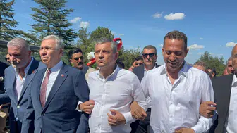 CHP’de çifte bayramlaşma krizi: Mahkeme kararı sonrası saflar belirginleşti