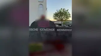 Almanya’da camiye alçak saldırı: Kutsal sembolü hedef alıp kanla kirlettiler