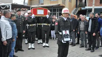 Bandırma yolundaki acı veda: Uzman Çavuş Kemal Can Sert memleketinde toprağa verildi