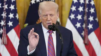 Trump’tan esrarengiz mesaj: Savaş gemileriyle "Fırtına öncesi sessizlik" uyarısı