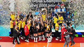 Avrupa voleybolunun zirvesi yine değişmedi: Vakıfbank kupayı yediye tamamladı