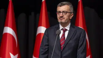Türkiye'nin geleceği gençlerin omuzlarında yükselecek: İletişim Başkanı Duran'dan vizyon mesajı