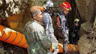 Laos'ta Mağara Dehşeti: 10 Günlük Karanlıktan Sağ Çıktılar
