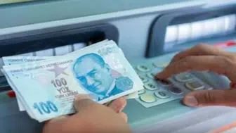 ATM’de kartınız mı sıkıştı? Sakın bunu yapmayın: İşte atmanız gereken ilk adım