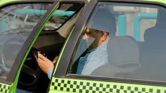 İran'da dijital izolasyon sona eriyor: Cumhurbaşkanı Pezeşkiyan'dan internete yeşil ışık